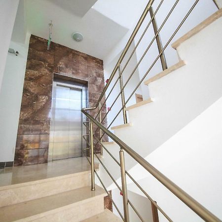 Greenland Premium Residance Nikosia Bagian luar foto